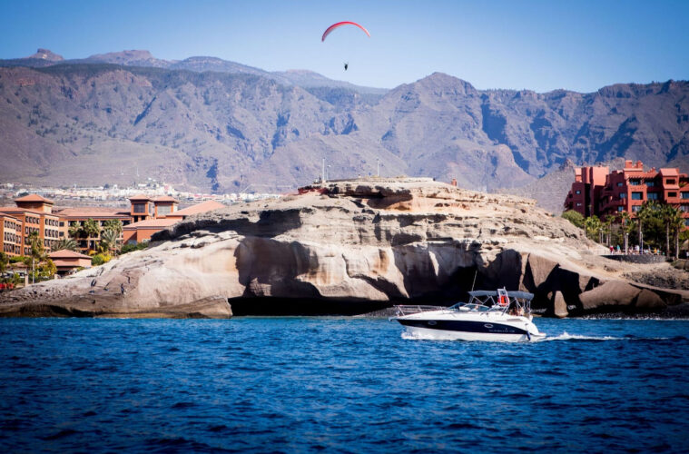 Моторная лодка Maxum 2700 SE Tenerife 10