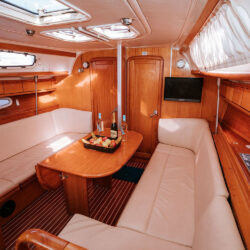 парусная лодка Bavaria 38 Тенерифе 2
