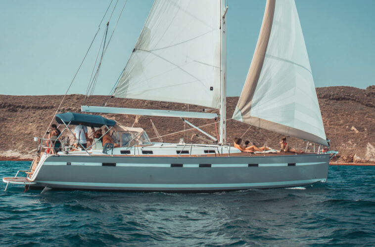 rent sailboat Bavaria 55 Cruiser Tenerife 3
