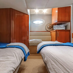 yacht Astondoa 40 Open Tenerife 25