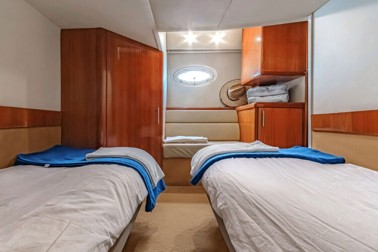 yacht Astondoa 40 Open Tenerife 25