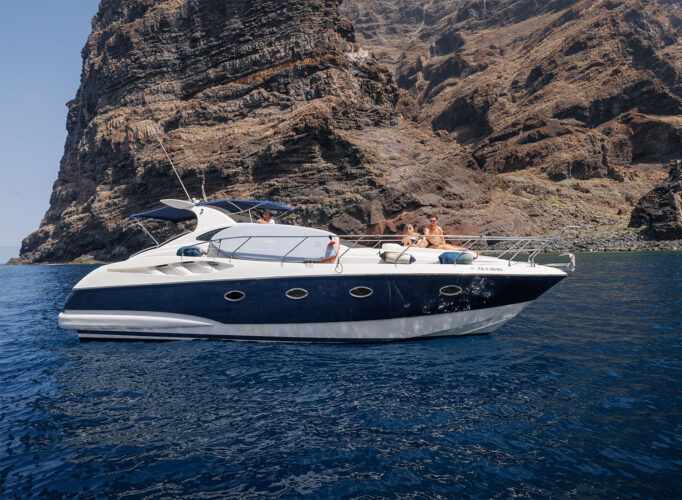 yacht Astondoa 40 Open Tenerife 3