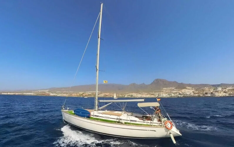Sailboat Bavaria 49 Tenerife 14