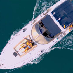 Motorboat Sunseeker 42 Mustique Tenerife 10