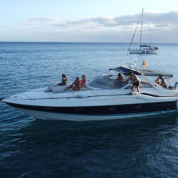Motorboat Sunseeker 42 Mustique Tenerife 12