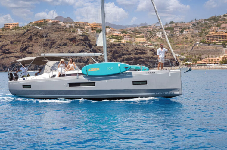 Sailboat Beneteau Oceanis 40.1 Tenerife 13