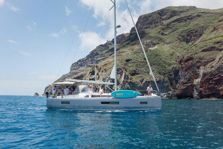 Sailboat Beneteau Oceanis 40.1 Tenerife 5