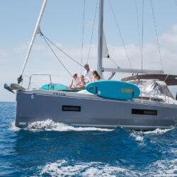 Sailboat Beneteau Oceanis 40.1 Tenerife 7