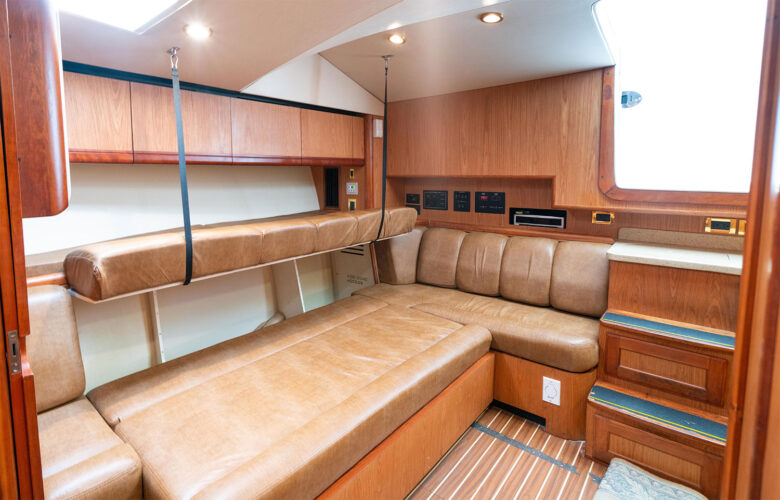 boat Luhrs 41 Tenerife 26