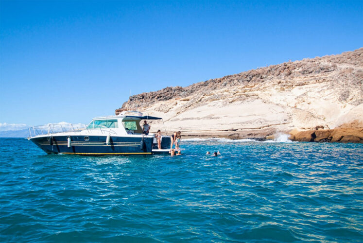 Boat White dreams Tenerife 4