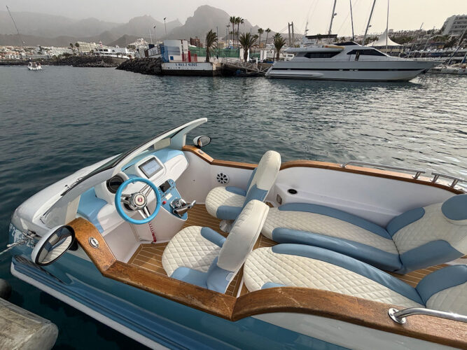 Motorboat Fiat 500 Without License 2