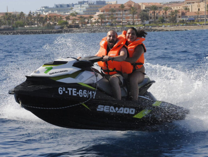 Moto acuática con licencia Tenerife 13