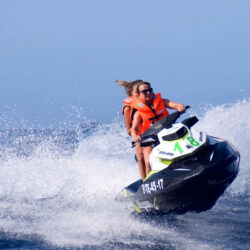 Moto acuática con licencia Tenerife 15