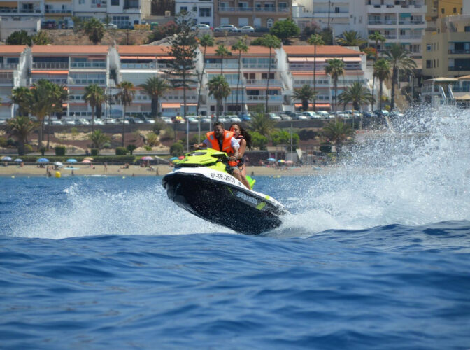 Moto acuática con licencia Tenerife 3