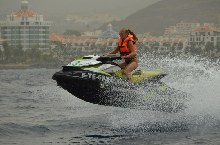 Moto acuática con licencia Tenerife 6
