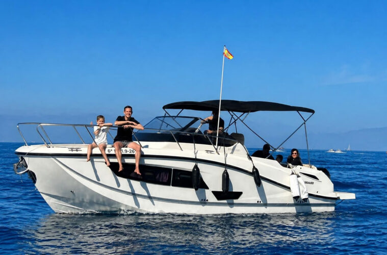 Motorboat Quicksilver 875 Tenerife 12